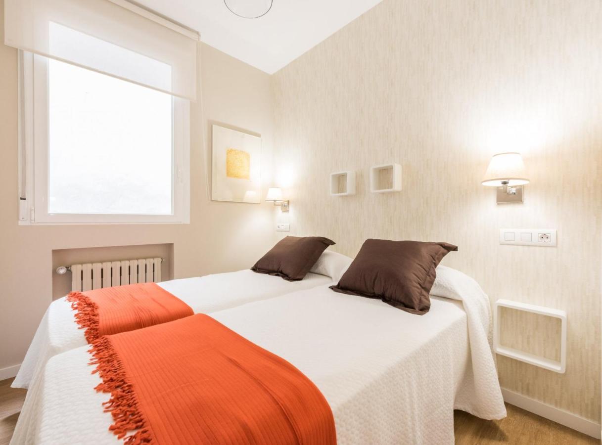 Opera I Lägenhet Madrid Exteriör bild